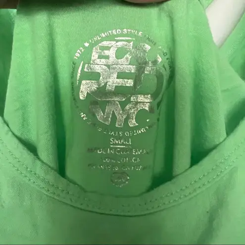 Ecko red cold shoulder strappy back t shirt bright green graphic size small