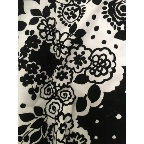 Peaches Women's Floral Scrub Uniform Top Nurse Medical V