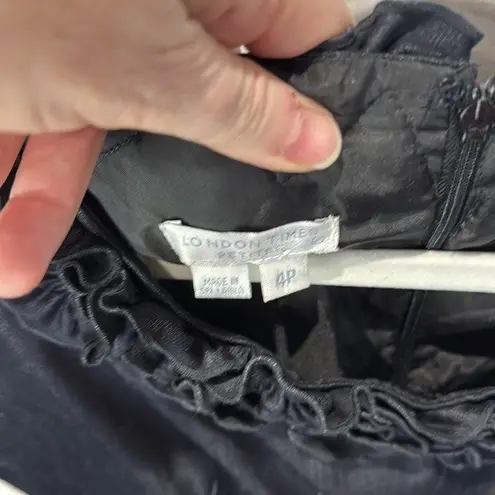 London Times Petites Black Dress Ruffle Neckline Sleeveless Career Party