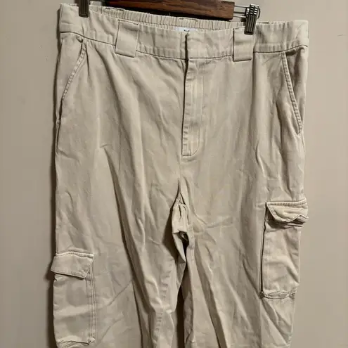 Aritzia TNA  Cargo Pants Flax Beige Tan- Size XL