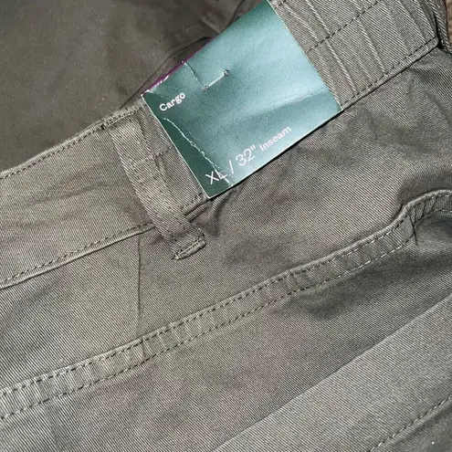 Wild Fable NWT  Olive green cargo pants size XL