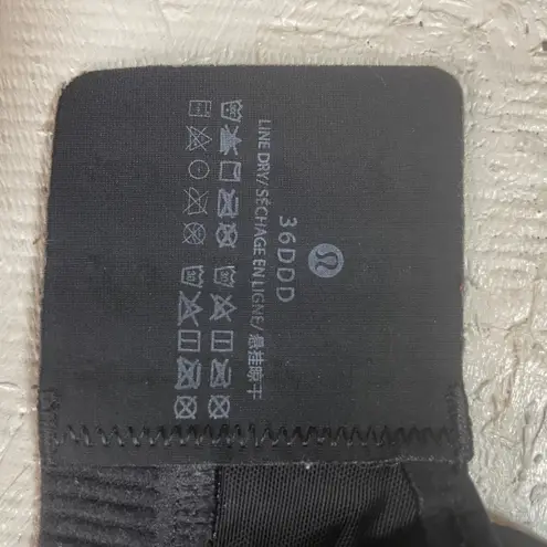 Lululemon Enlite 36DDD Black Light Support Workout Sports Bra Activewear Size undefined