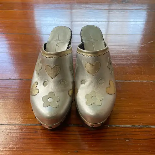 Alec Silver Metallic Hearts & Flowers Wooden Platform Studded Clogs Y2K Vntg 9