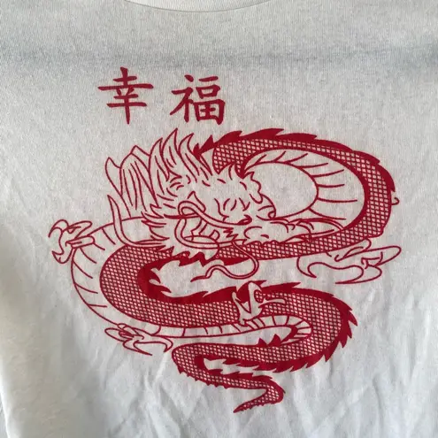 SheIn  Baby tee t-shirt white shirt top with red dragon Asian lettering