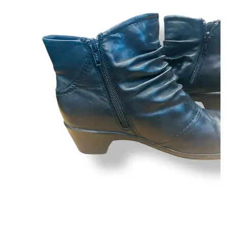 Earth Origins Black Ankle Boots Womens 8.5M Mod Goth Minimalist Classic Booties