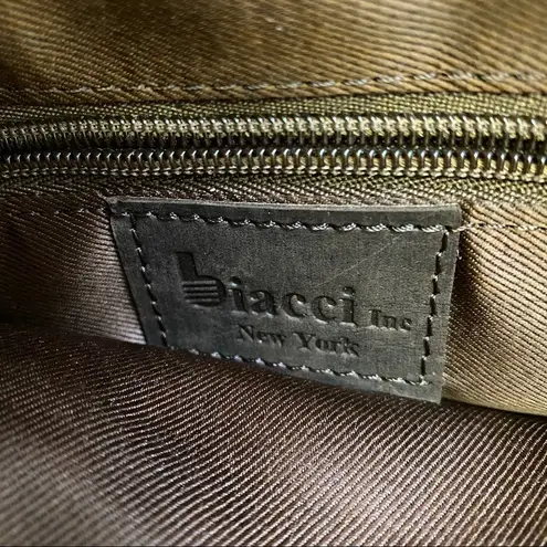 INC Biacci . New York. Women’s Leather Purse.