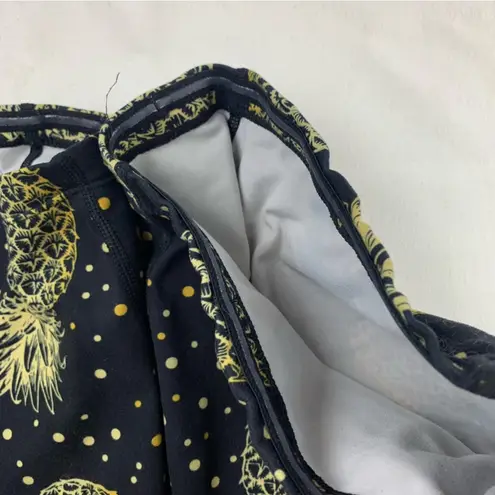 Constantly Varied Gear size medium Black Gold Pineapple Bike Shorts CVG - Image 6