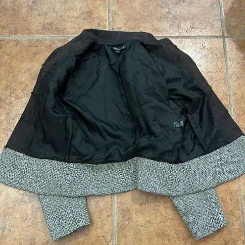 Tahari tweed brown jacket size 6