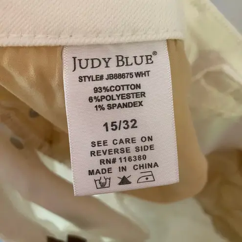 Judy Blue Boyfriend Fit White Jeans High Rise Straight Leg Women's size 15 / 32