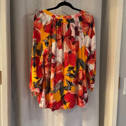 FIG and FLOWER FLORAL PLUS Women's Top