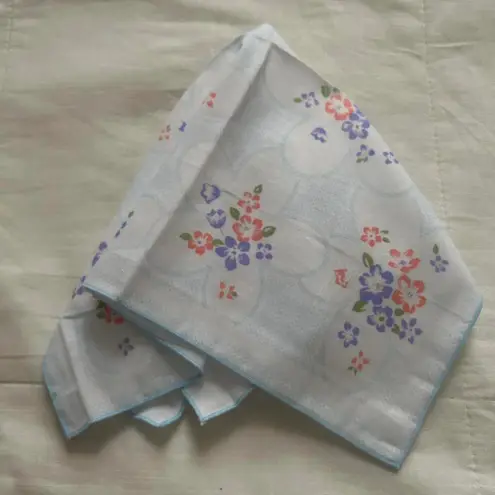 White and baby blue floral print bandana 0834