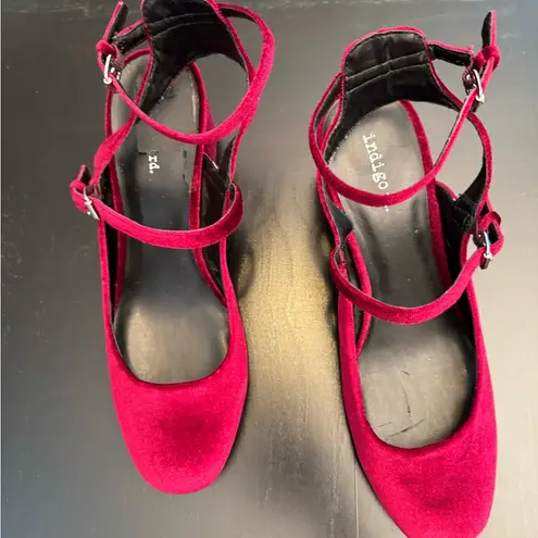 Indigo rd. Velvet Mary Jane Red Block Heel Sandals woman’s sz 8.5 retro vintage