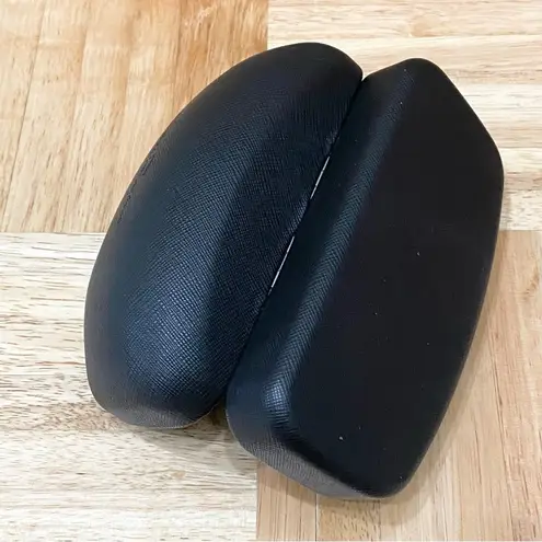 Salvatore Ferragamo Black Textured Oversized Sunglass Hard Case with Wipe Cloth