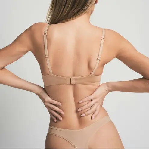 SKIMS Wireless Form Push- Up Plunge Bra- 32DD- Clay