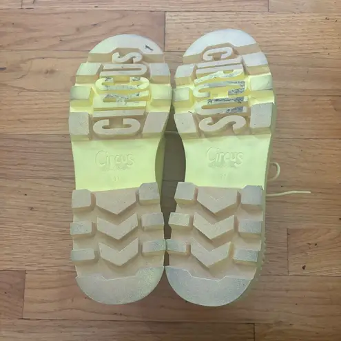 Circus by Sam Edelman Sam Edelman Yellow Lugged Sole Shoes Size 11