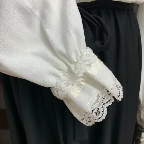 Vintage 70’s junior Sears Fashion Place Victorian style lace top midi dress Black Size 8