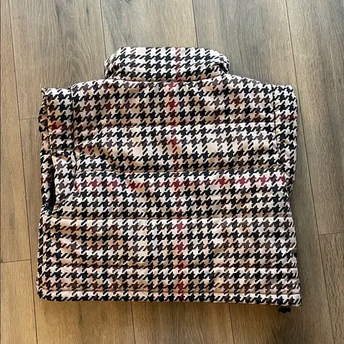 Beach Riot Canyon Midnight Cropped Puffer Vest