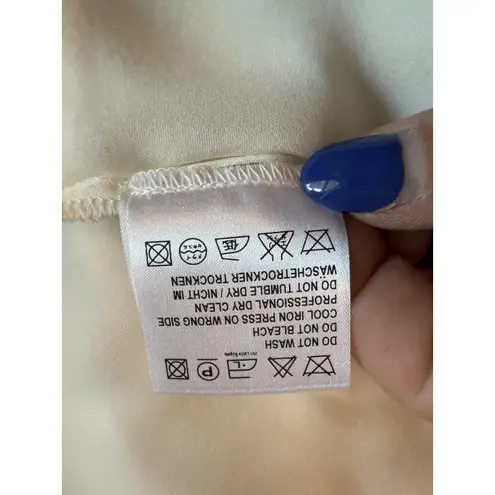 Escada Blouse Womens 34 Ivory 100% Silk Lace Embroidered Button Long Sleeve White Size undefined