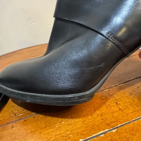 TOD'S Gomma Ankle Leather Boots Black Gold Buckle Sz EU40