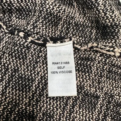 FATE Sweater L | Black Ivory Geometric | Mock Neck | 100% Viscose | MSRP $64 Size L