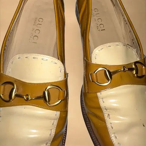Gucci  Women's Loafers Horsebit Patent Leather Beige/tan Size 7 AA