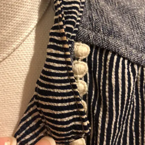 THML Sleeveless Embroidered Notch Neck Top Size XS Anthropologie