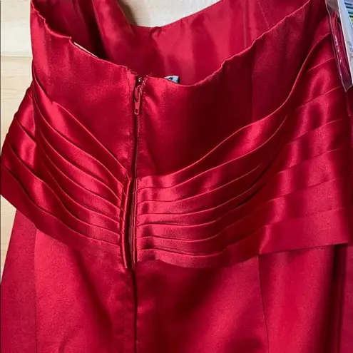 Alfred Angelo Bridesmaids Cherry Strapless NWT