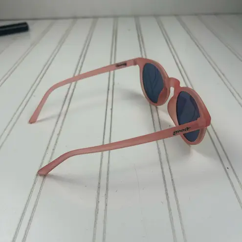 Goodr Pink Round Mirrored Sunglasses ā Sunset Gradient Lenses