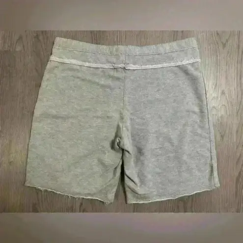 Disney  Hannah Montana Y2K Light Grey Heater‎ Cotton Shorts