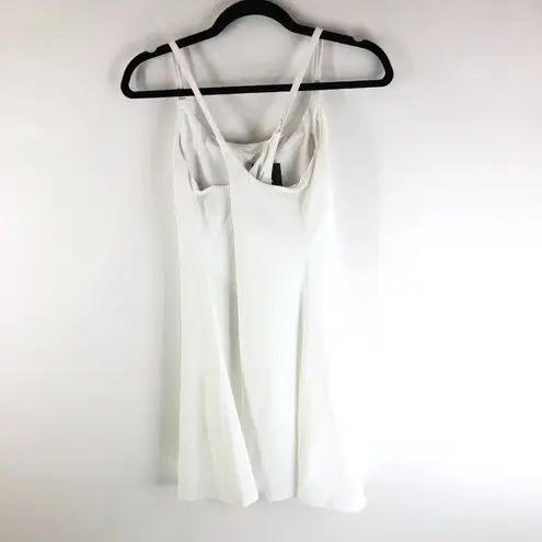 Halara Patitoff Flow Pet Hair Resistant 2-in-1 Flare Dress-Wannabe White M