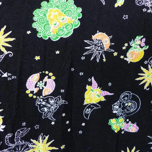 Modcloth  Zodiac Top Women Plus 2X Black Winning Them Over Short Sleeve Pin-Tucks