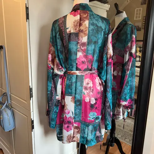 Cacique Size 30/32 Sheer Robe