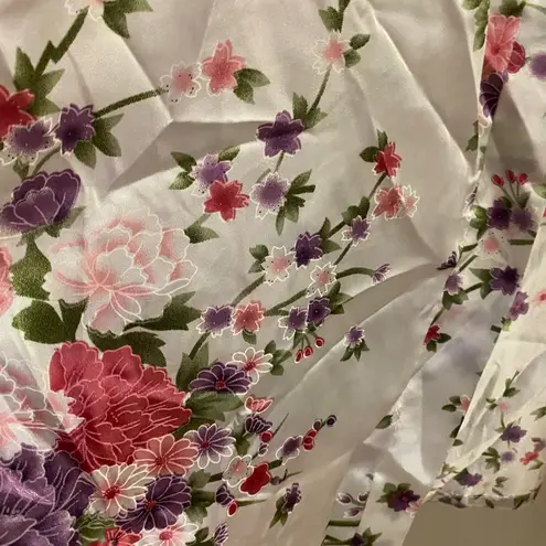 Womens Satin Kimono Sleep Robe M 40” White W/ Pink Purple Floral Flowers Size M