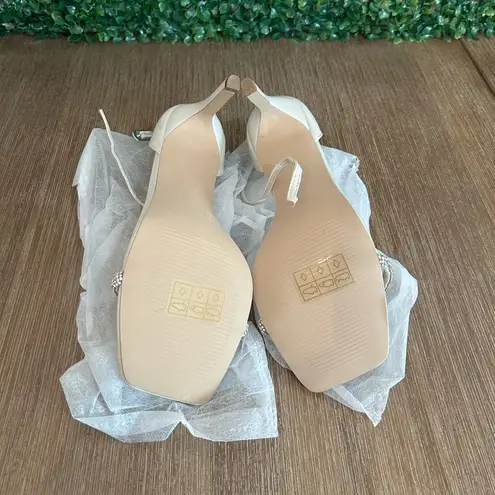 Journee Collection Zoya Heels Womens 9 Off White Square Toe Rhinestone Strap NEW