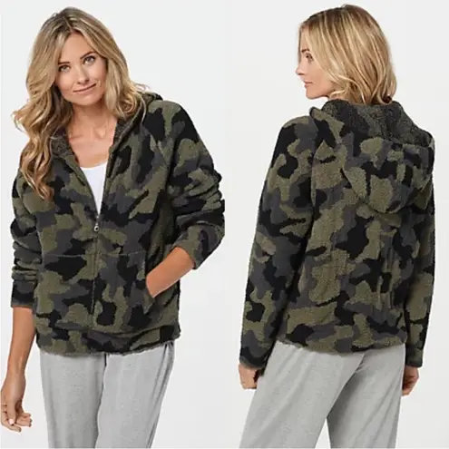 Barefoot Dreams NWT • cozychic women’s camo hoodie in olive multi sz 2X