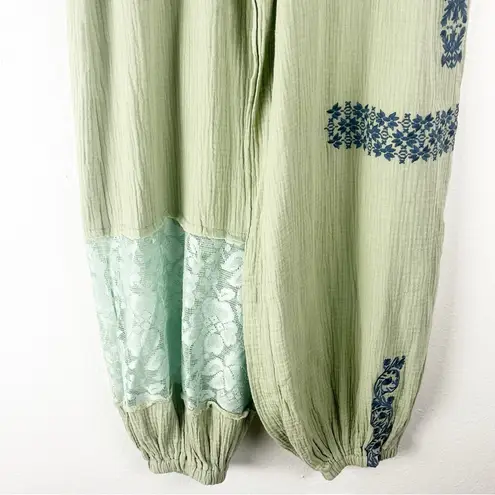 POL  I’m So Fly Embroidered Lace Patchwork Drawstring Waist Jogger Pants Small