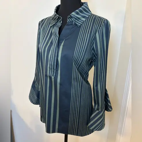Badgley Mischka Green and Navy Striped Blouse with backside flower print Size M