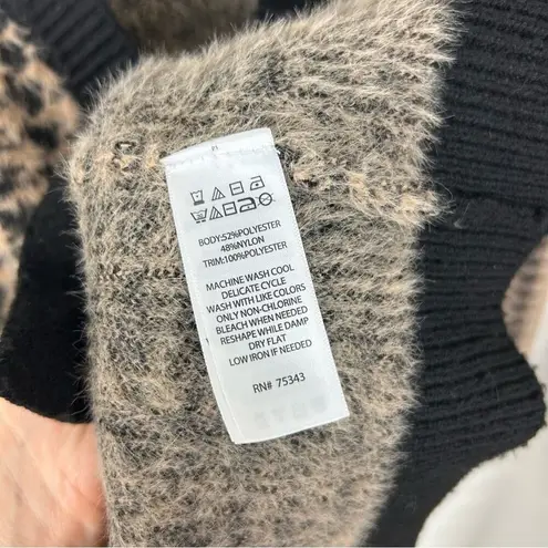 Tahari  Brown Black Houndstooth Pattern Fuzzy Eyelash Cardigan Sweater Size S - Image 8