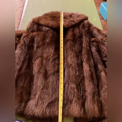 Sable fur coat with a brand new lining size 8 Brown