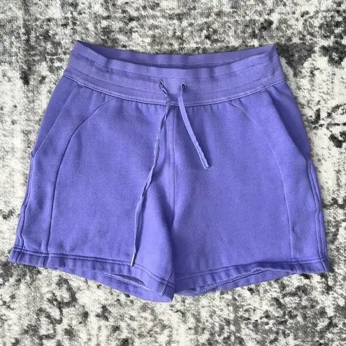 Lululemon  Scuba High-Rise Short 5"