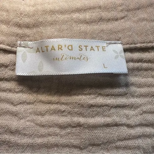 Altar'd State Altar’d State Coastal Button Up Top Women’s Size Large Gauze Cotton Tan‎ Blouse