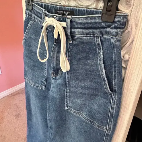 Judy Blue Payton drawstring denim Joggers in Med wash effortlessly chic comfy 0