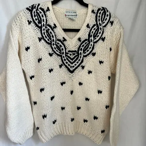 Currants Knitted by hand knit sweater women’s size Small white blue preppy VTG