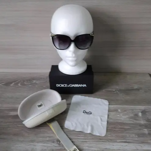 Dolce & Gabbana Womens Sunglasses Black Frame Gradient Lens 58mm Case Box Italy