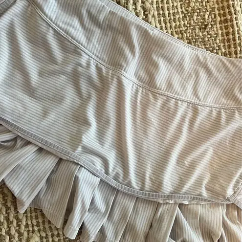 Athleta  white good match stretch pleated ruffle tennis running skirt medium