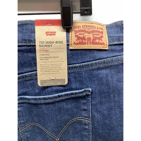 Levi's  721 Size 16W Women's Blue Trendy 721 High-Rise Skinny Jeans. New With Tag