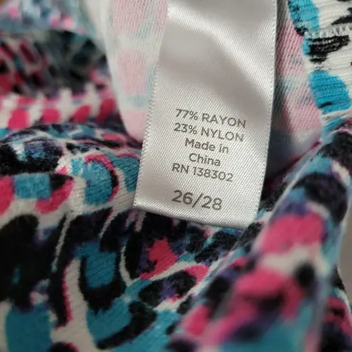 Avenue colorful geo print deep v cardigan size 26/28