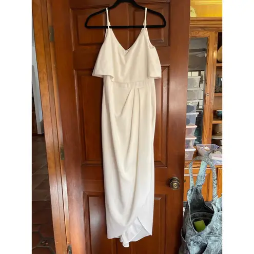 XScape SCUBA CREPE
POPOVER FAUX WRAP DRESS SIZE 4 CREAM