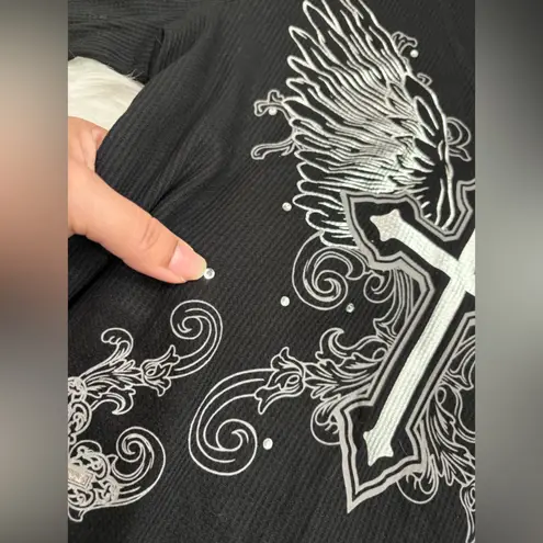 Social Collision Black Cross Wings Graphic Long Sleeve Tee Size XL