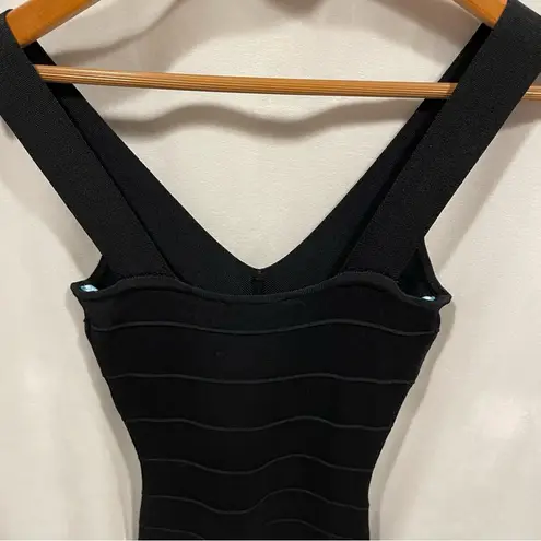 Marciano Y2K super stretchy black bandage dress crochet hem club wedding party